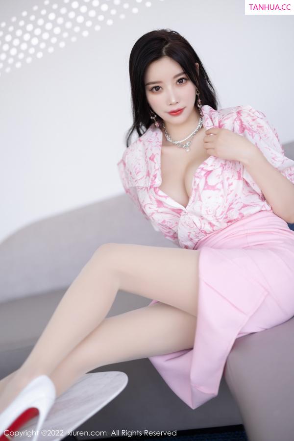 杨晨晨 sugar小甜心CC [XiuRen]高清写真图 2022.11.29 No.5927 杨晨晨Yome 美臀丝袜第18张图片